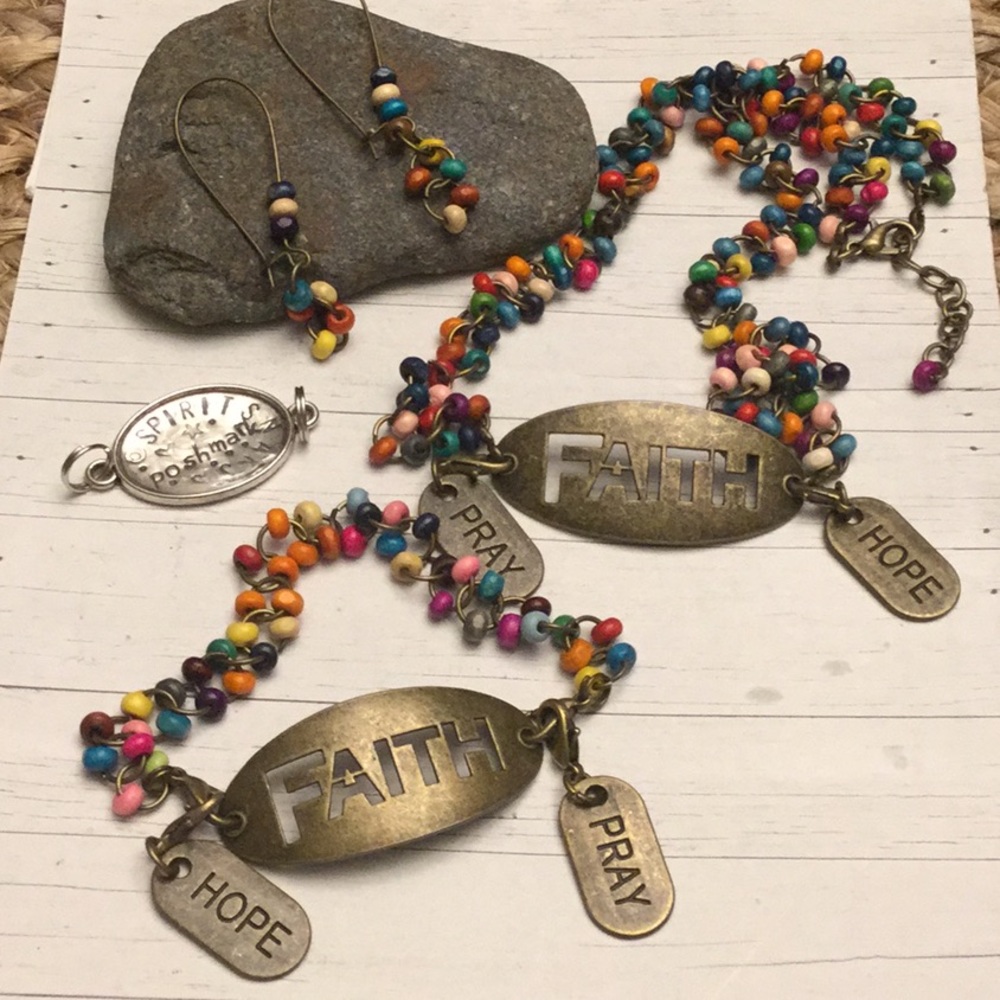 ✝️Faith✝️Custom wood beaded Set✝️3 piece set